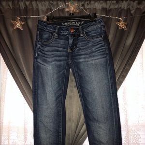 SOLD!! American Eagle Skinny Jeans